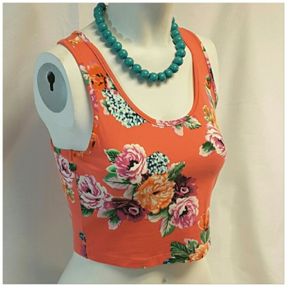 NWT AMBIANCE APPAREL, Crop Top, size Medium - Picture 6 of 8